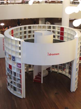 The centre bookshelf has a rooftop reading nook!